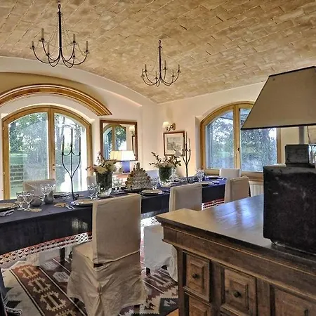 וילה San Quirico Sleeps 14 Pool Wifi San Quirico (Avigliano)