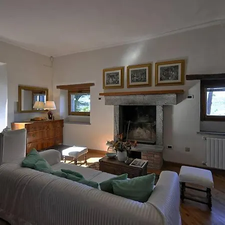San Quirico Sleeps 14 Pool Wifi San Quirico (Avigliano)