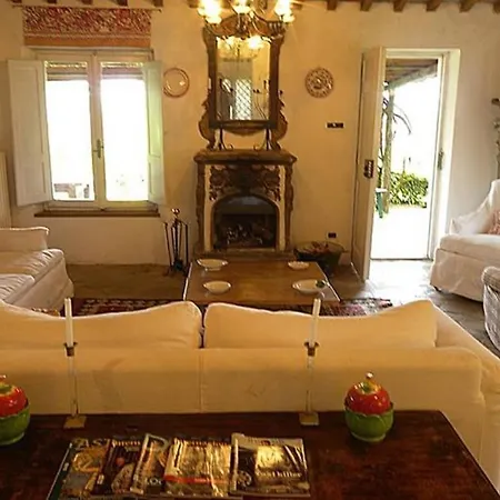San Quirico Sleeps 14 Pool Wifi San Quirico (Avigliano)
